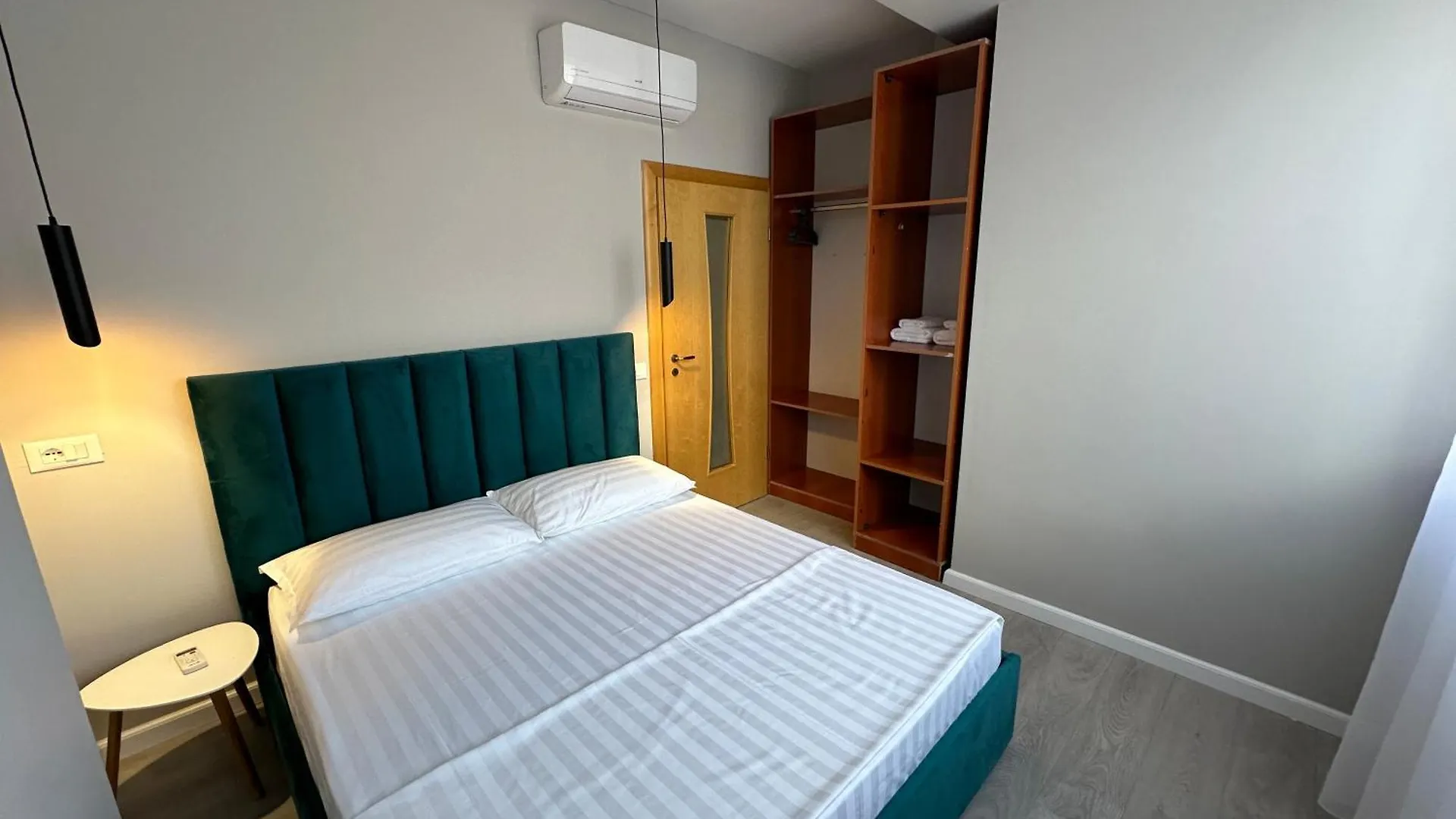 Xhimi'S Seaside Apartments Durrës 0*,  Albania